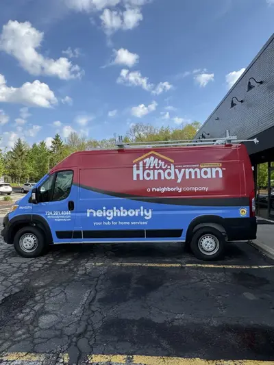 Vehicle Graphics & Wraps Photo